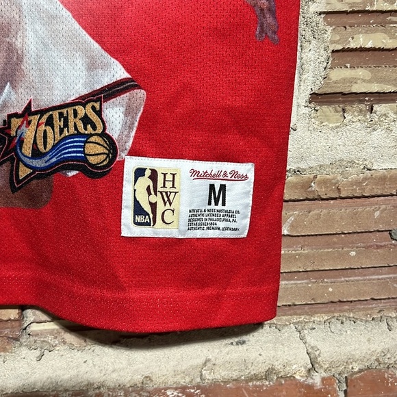Mitchell and Ness Allen Iverson Jersey Size Medium - Picture 2 of 4